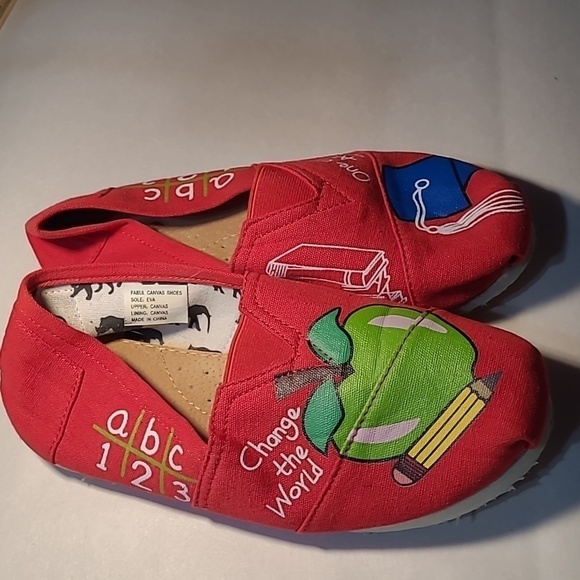 Women's Fabulous Canvas Slipons - Picture 2 of 7